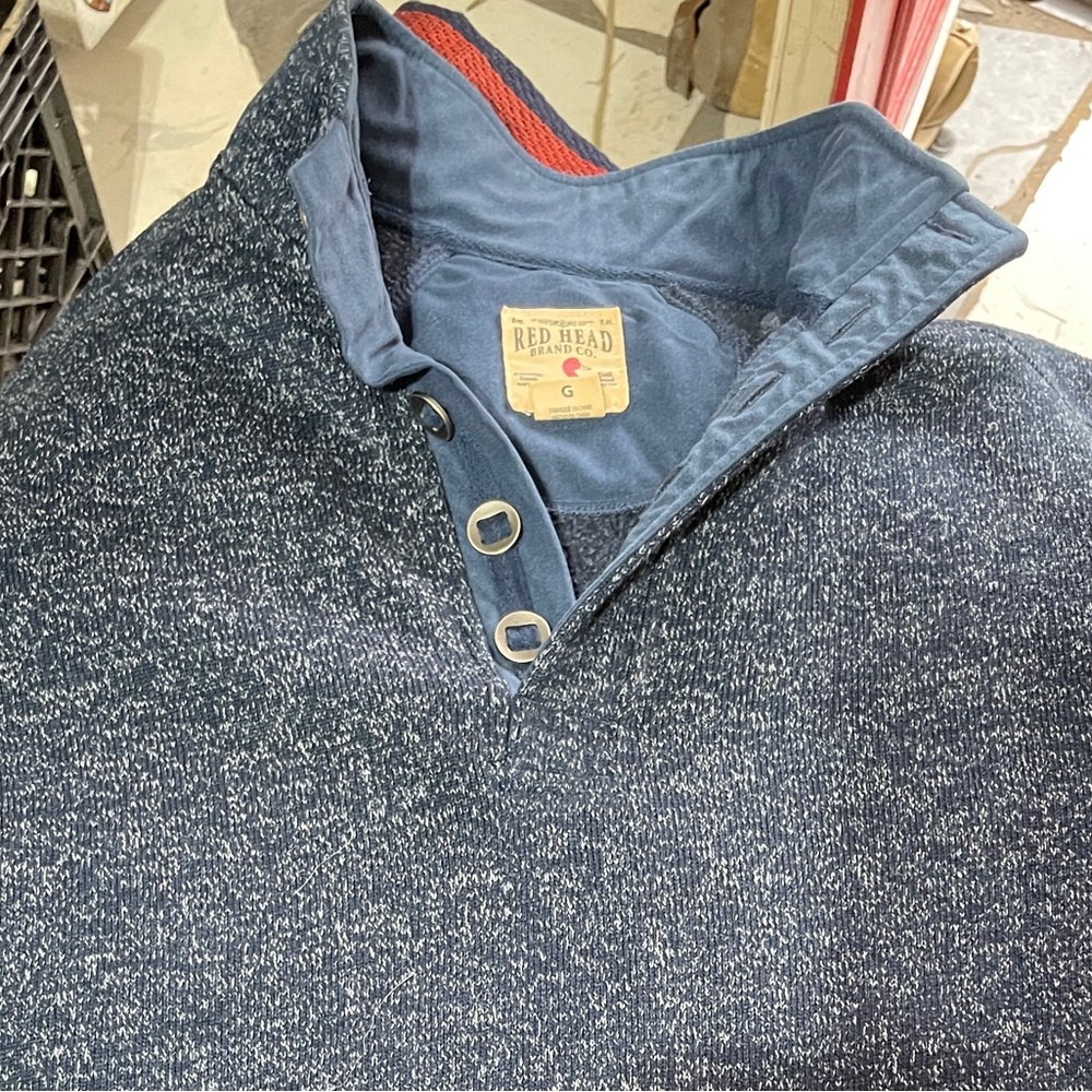 Men’s Large Red Head sweater.